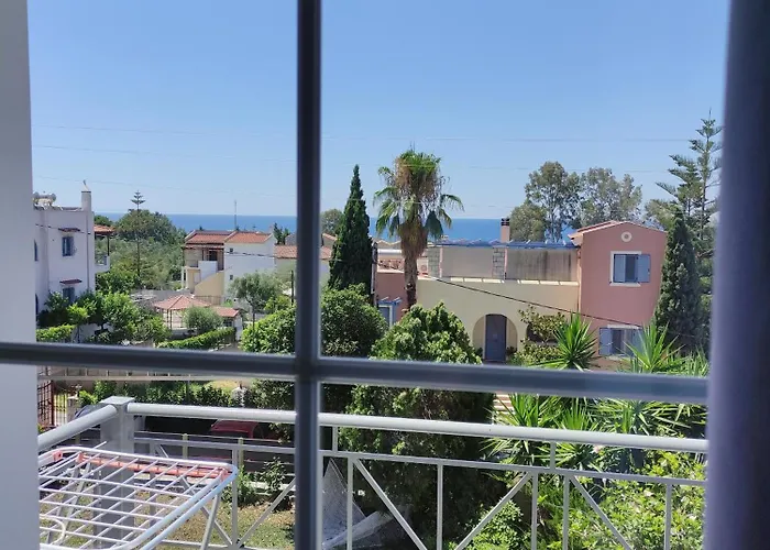 Louis' With View Apartment Gythio